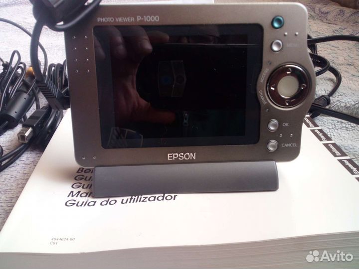 Цифровой фотоальбом epson P-1000