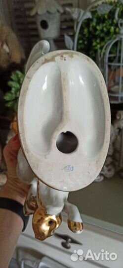 Винтажная фарфоровая статуэтка