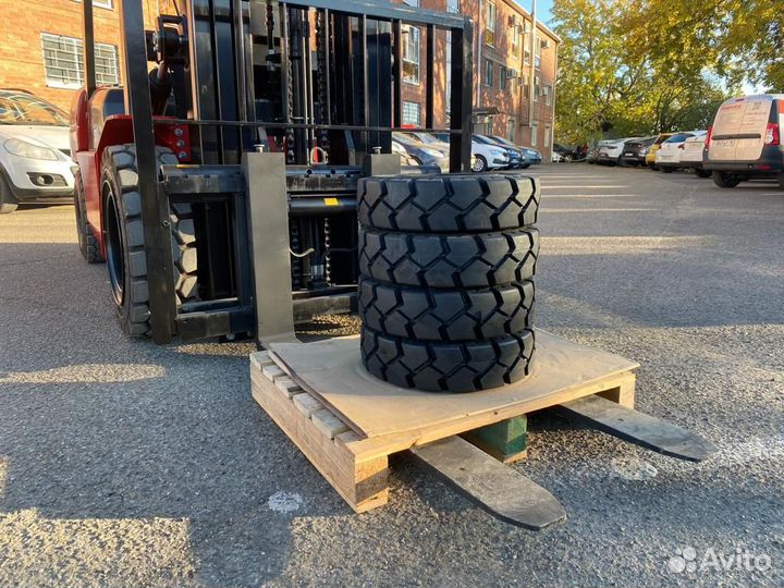 Шины CST 5.00-8 цельнолитые на погрузчик