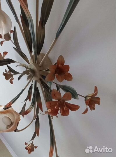 Люстра и бра