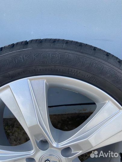 Nokian Tyres Hakkapeliitta R3 215/50 R17 95R