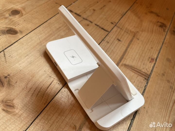 Беспроводная зарядка для iPhone