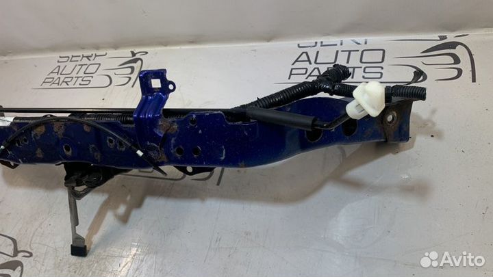 Рамка замка капота Honda Cr-V 3 RE5 R20A2 2010