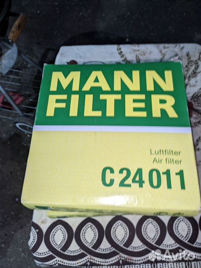 Фильтр воздушный Mitsubishi L200 IV mann C24011