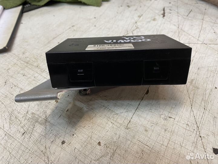 Блок комфорта Skoda Octavia A4