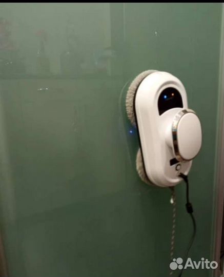 Робот Мойщик окон, зеркал, витрин, плитки в аренду