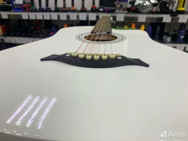 Гитара акустичсекая Belucci BC3810