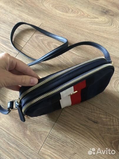 Сумка женская tommy hilfiger