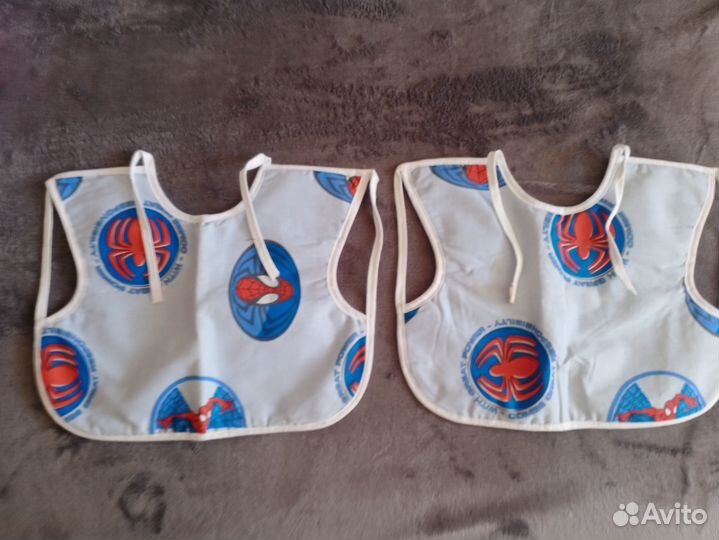 Нагрудник детский