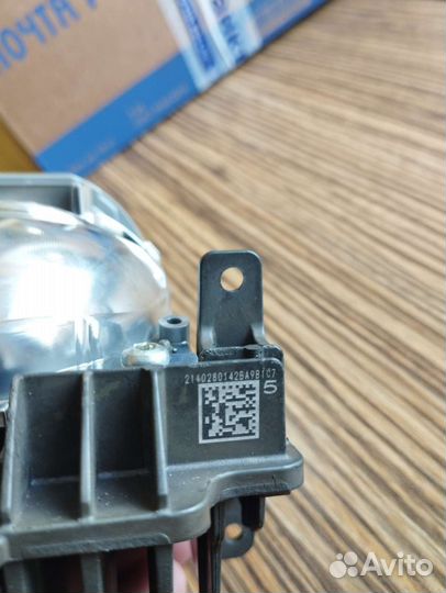 Линзы Camry V70 Bi-Led