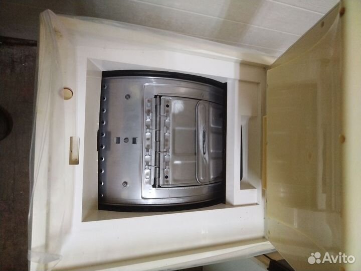 Стиральная машина с вертикальной загрузкой