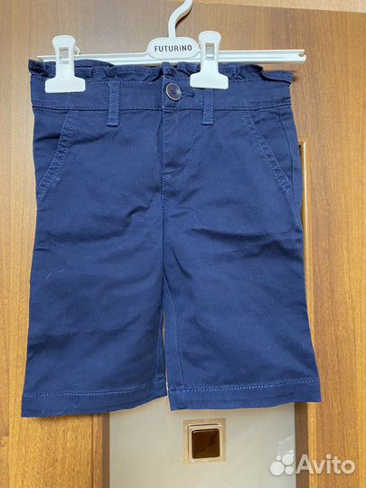 Брюки фирменные с белой рубашкой Новые с бирками