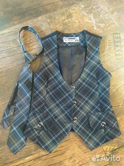 Жилет+ галстук