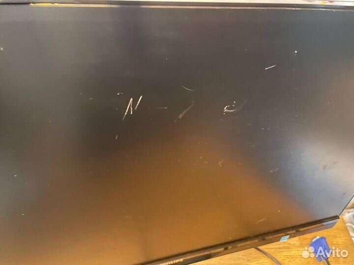 Монитор Philips 23