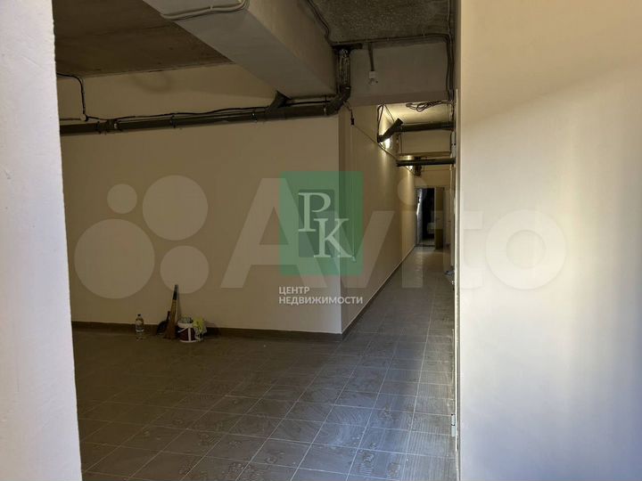 Помещение 18,4 м² в Гагаринских высотках