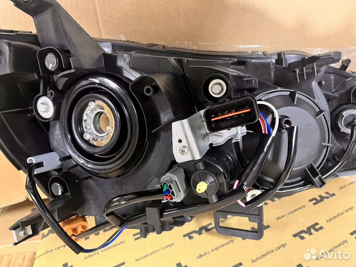 Mitsubishi lancer 10 фара с электро регулировкой