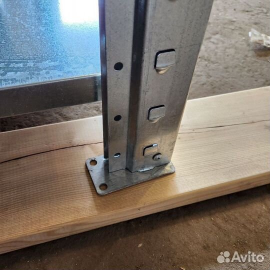 Стеллаж металлический бу на зацепах