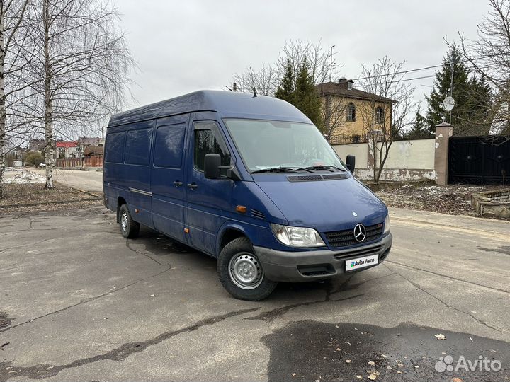 Mercedes-Benz Sprinter Classic цельнометаллический, 2015