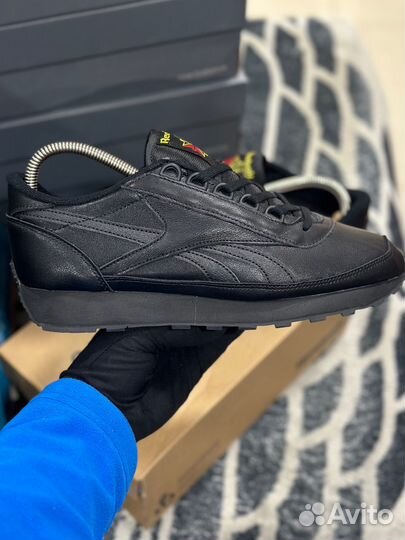 Кроссовки Reebok classic