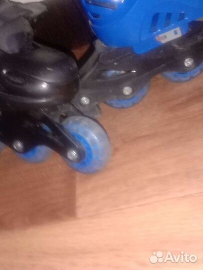 Роликовые коньки