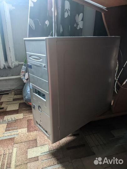 Компьютер системный блок