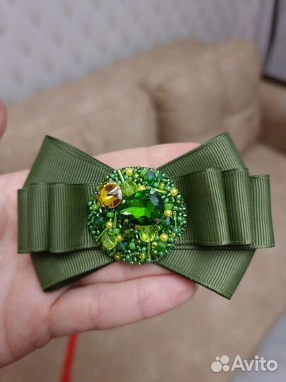 Брошь бант