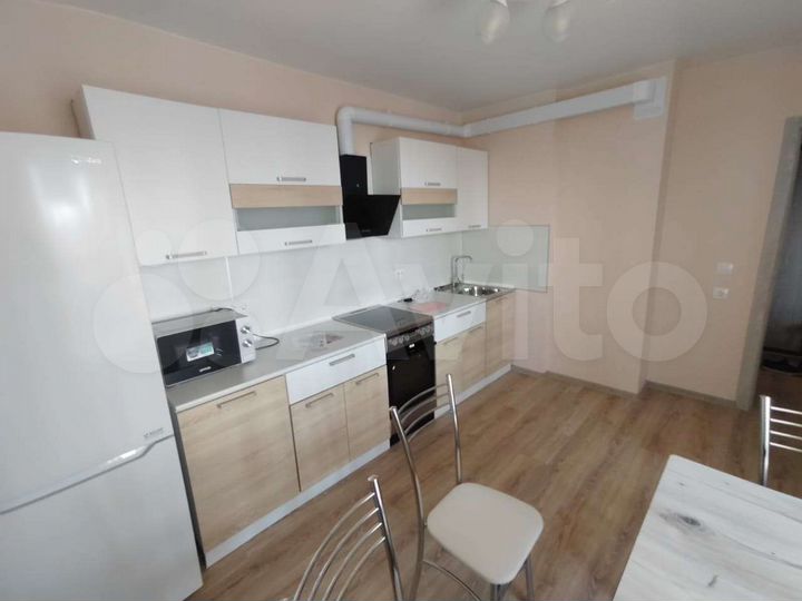 1-к. квартира, 42 м², 21/25 эт.