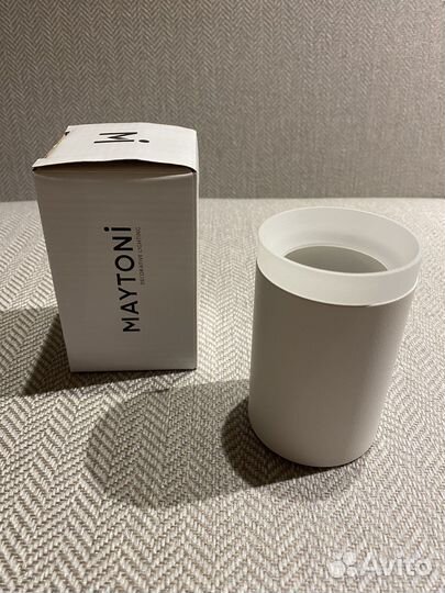 Потолочные светильники maytoni