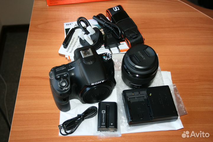 Sony a 58+ 2 объектива + адаптер + сумка