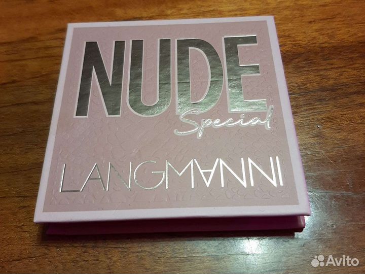 Тени для век