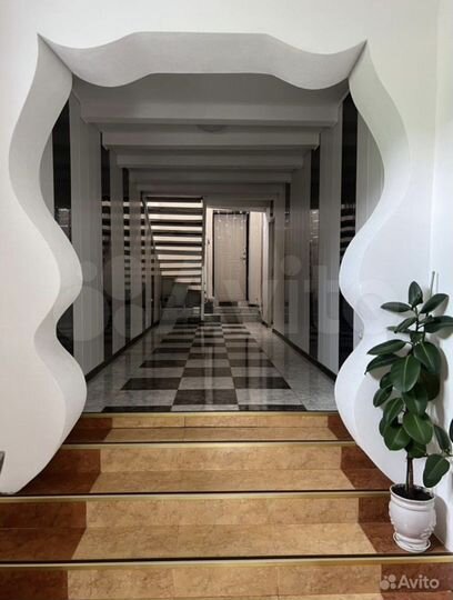 Дом 300 м² на участке 6 сот.