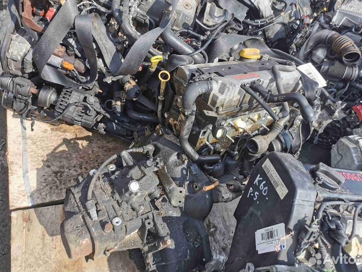 Двигатель Opel Zafira A Z16XE