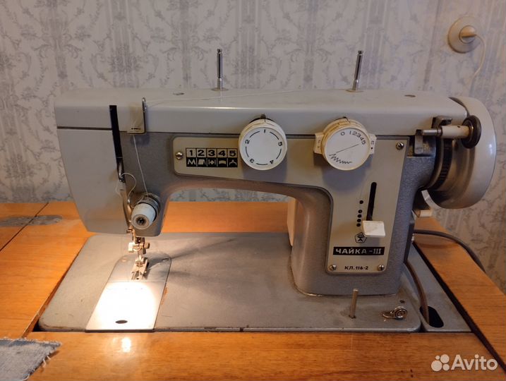Швейная машинка чайка 3