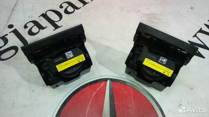 Подстаканник на Mercedes-Benz W220