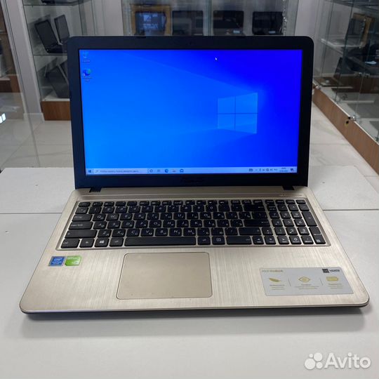 Ноутбук Asus Vivobook (мало б/у)