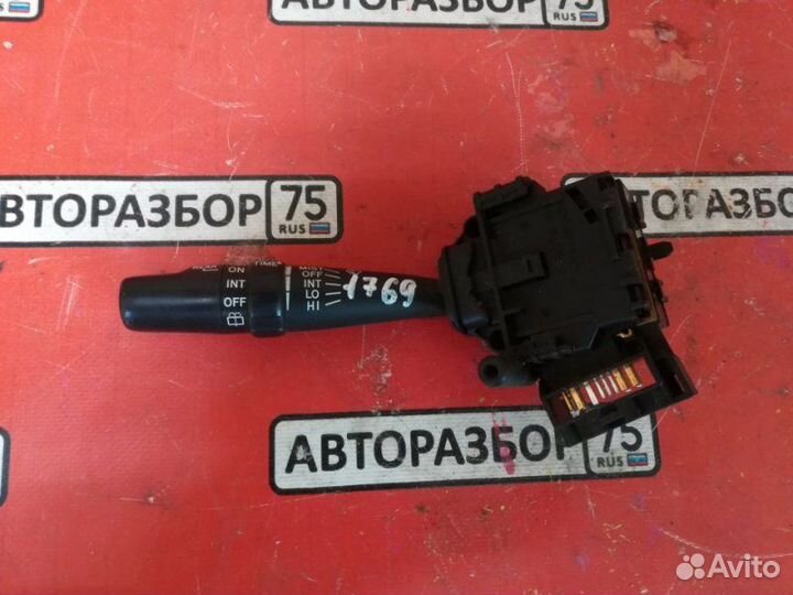 Блок подрулевых переключателей левый Toyota Ipsum