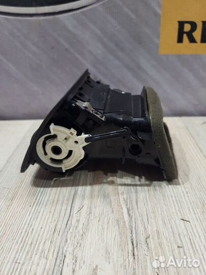 Дефлектор Воздуховод печки Volkswagen polo 5 Лев