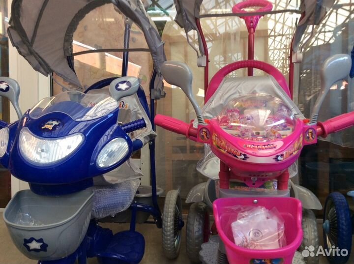 Детский велосипед с родительской ручкой (новый)