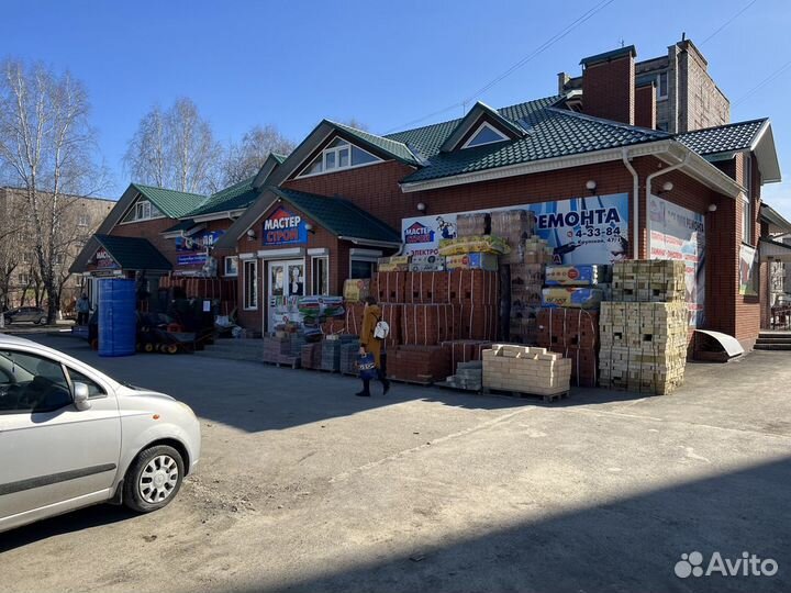 Продавец непродовольственных товаров