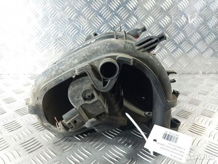 Коллектор впускной для Volkswagen Polo 4