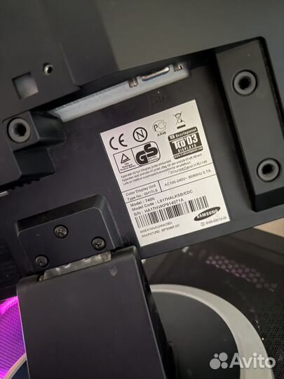 Монитор Samsung