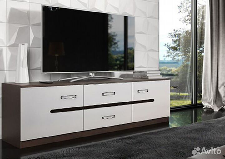 Тумба под Тв