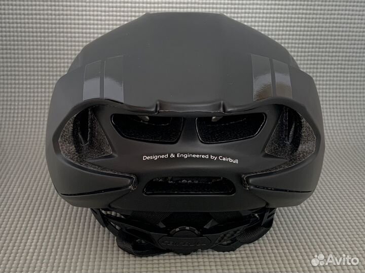 Шлем велосипедный шоссейный