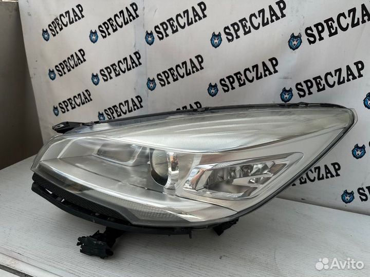 Фара ксеноновая левая Ford Kuga 2 2.0 diesel 13