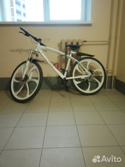 Велосипед BMW