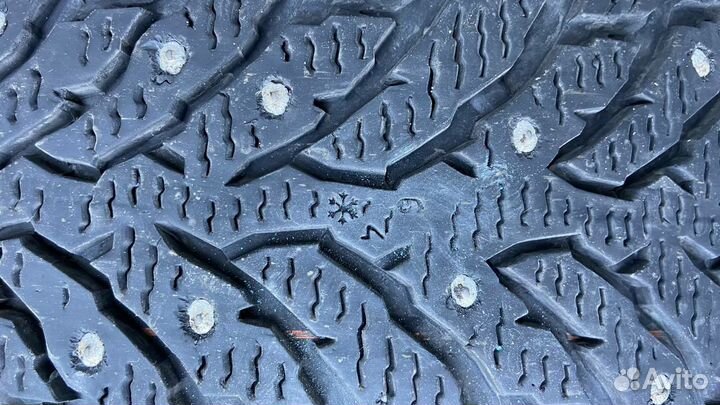 Nokian Tyres Hakkapeliitta 9 225/55 R17