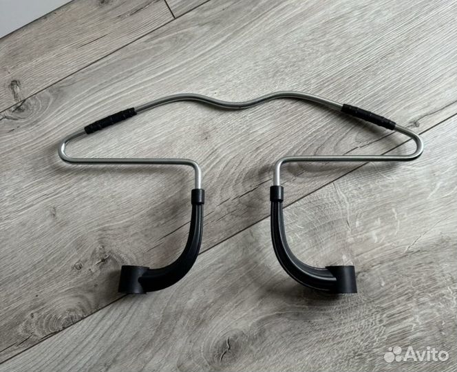 Вешалка автомобильная