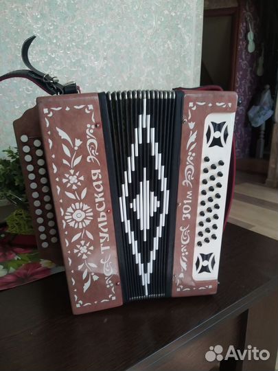 Гармонь тульская 301м
