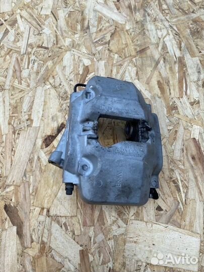 Суппорт тормозной передний левый Bmw 3 G21 B48B20A