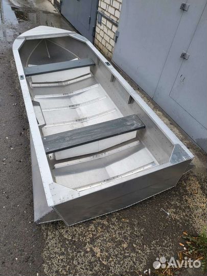 Лодка Малютка